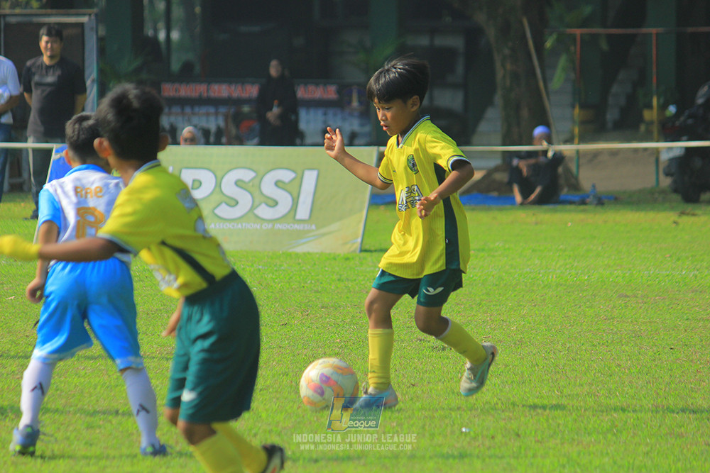ijlu9 070626 proball football vs maesa pararaider