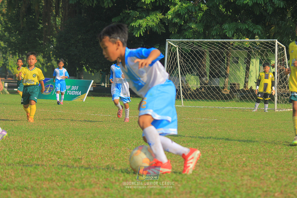 ijlu9 070626 proball football vs maesa pararaider