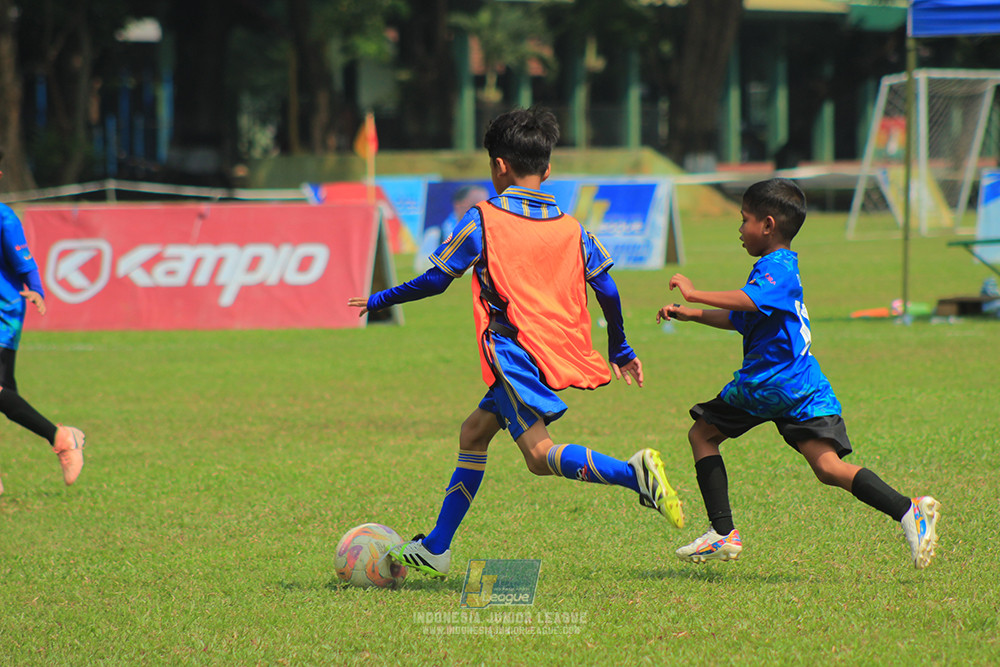 ijlu9 070626 steelford united vs nusantara 2004