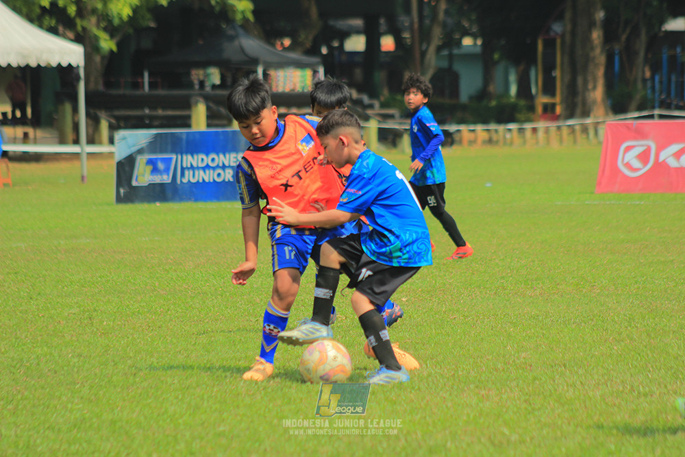 ijlu9 070626 steelford united vs nusantara 2004