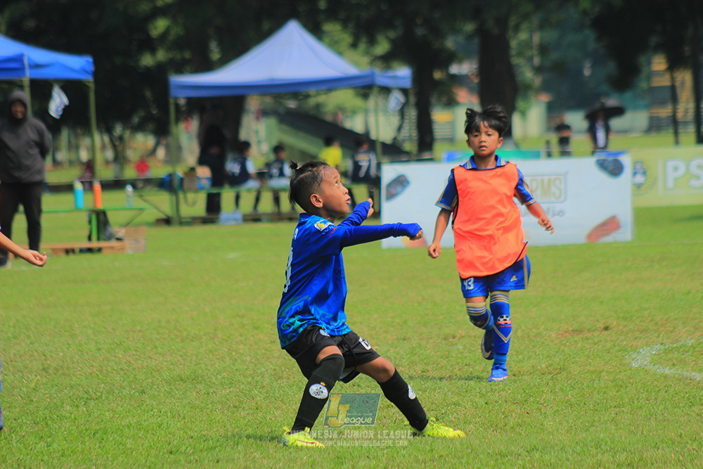 ijlu9 070626 steelford united vs nusantara 2004