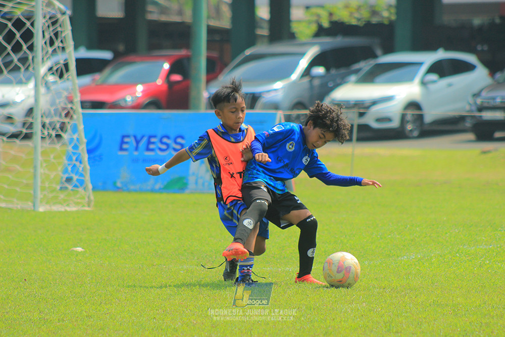ijlu9 070626 steelford united vs nusantara 2004