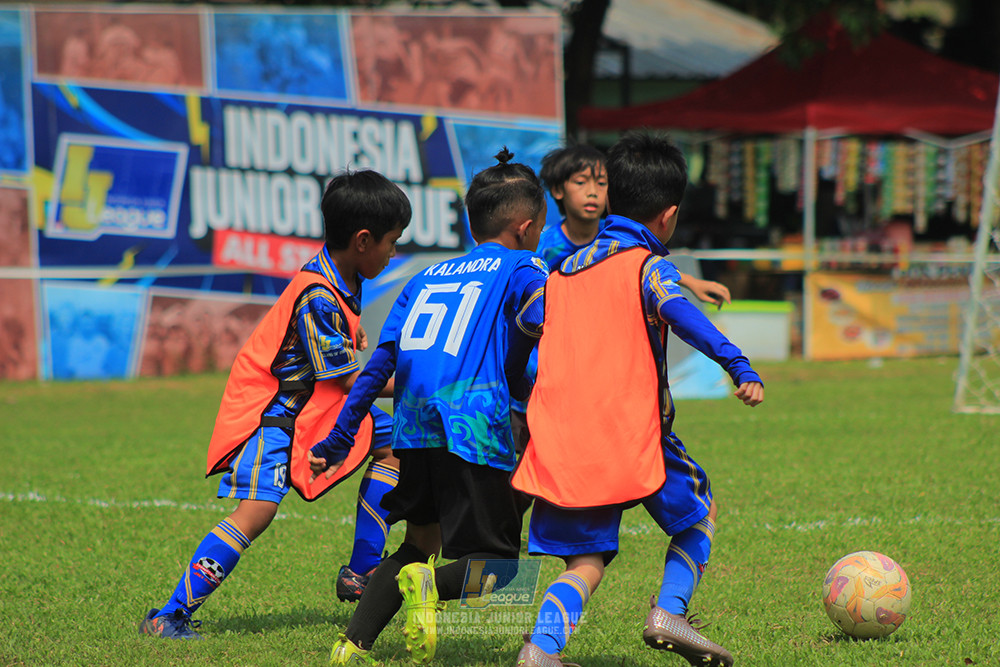 ijlu9 070626 steelford united vs nusantara 2004
