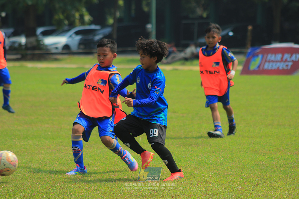 ijlu9 070626 steelford united vs nusantara 2004