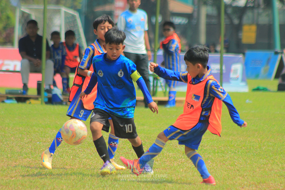 ijlu9 070626 steelford united vs nusantara 2004