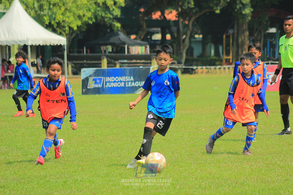 ijlu9 070626 steelford united vs nusantara 2004