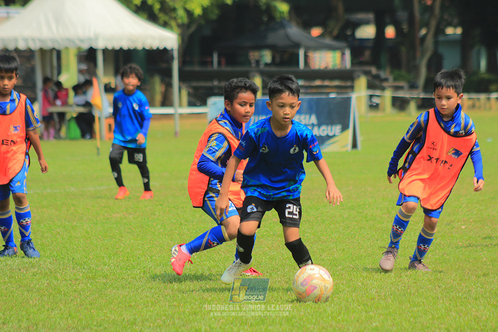 ijlu9 070626 steelford united vs nusantara 2004