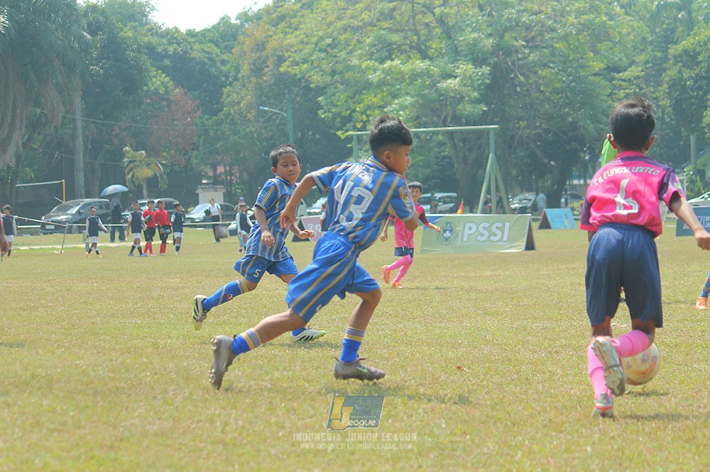 ijlu9 champ 050726 cileungsi united vs nusantara 2004