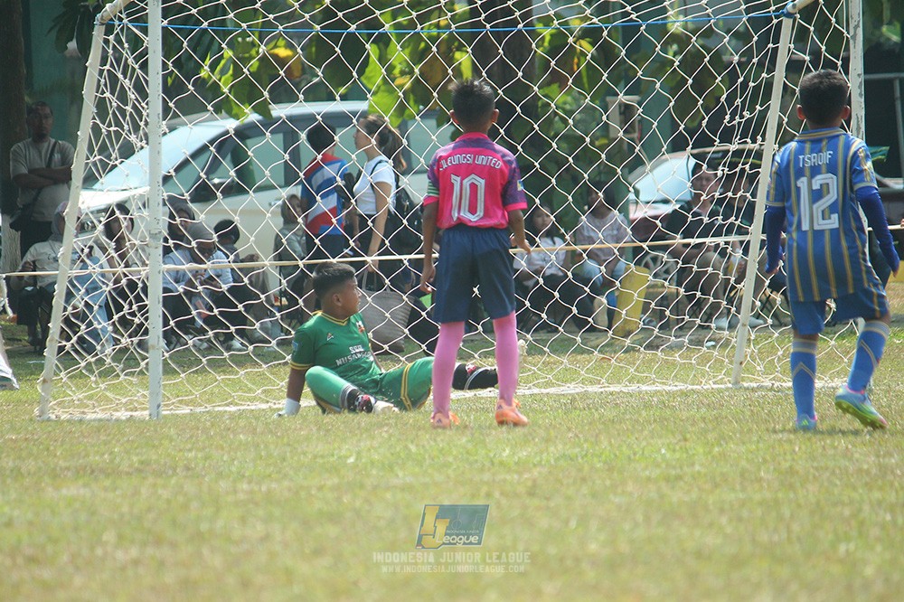ijlu9 champ 050726 cileungsi united vs nusantara 2004