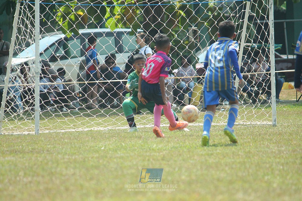 ijlu9 champ 050726 cileungsi united vs nusantara 2004