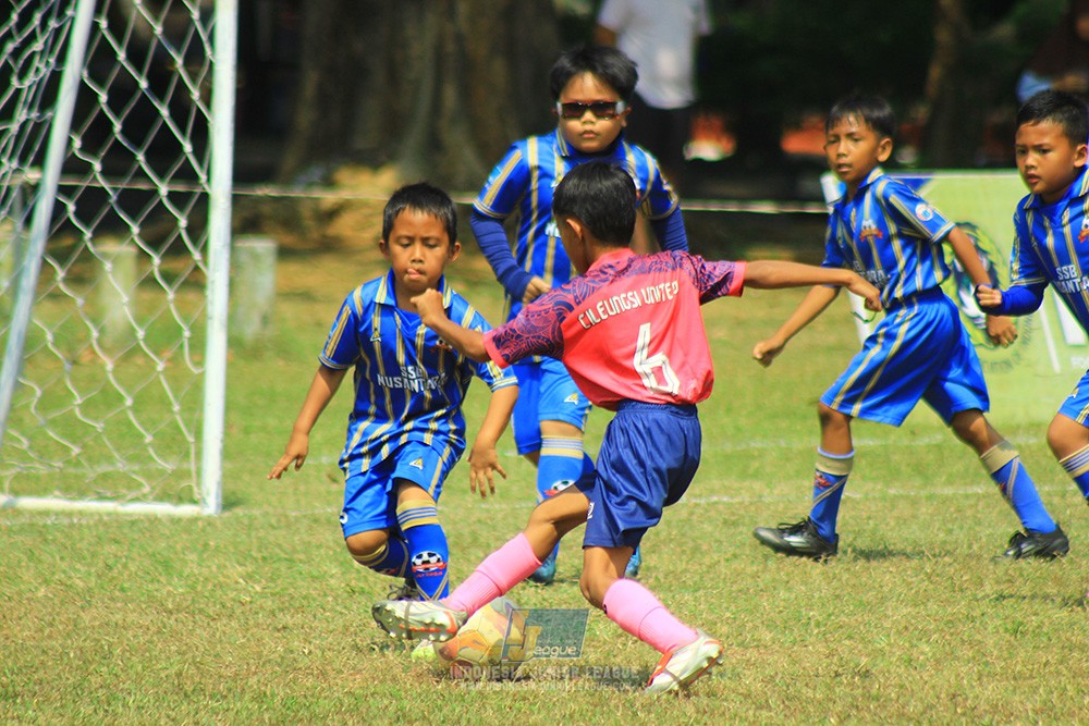 ijlu9 champ 050726 cileungsi united vs nusantara 2004