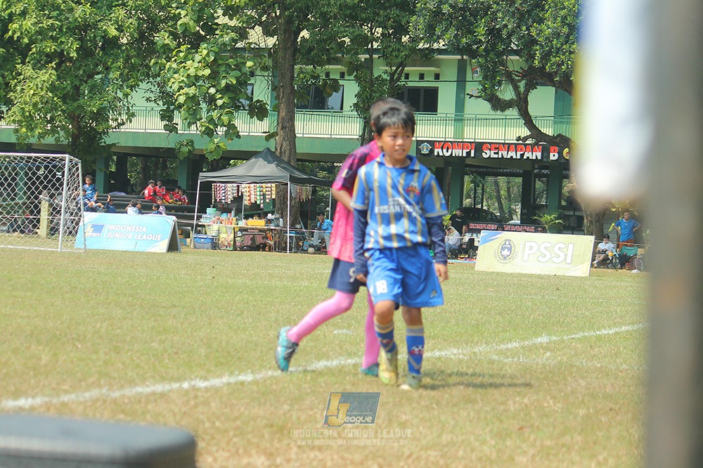 ijlu9 champ 050726 cileungsi united vs nusantara 2004