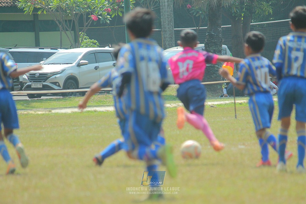 ijlu9 champ 050726 cileungsi united vs nusantara 2004