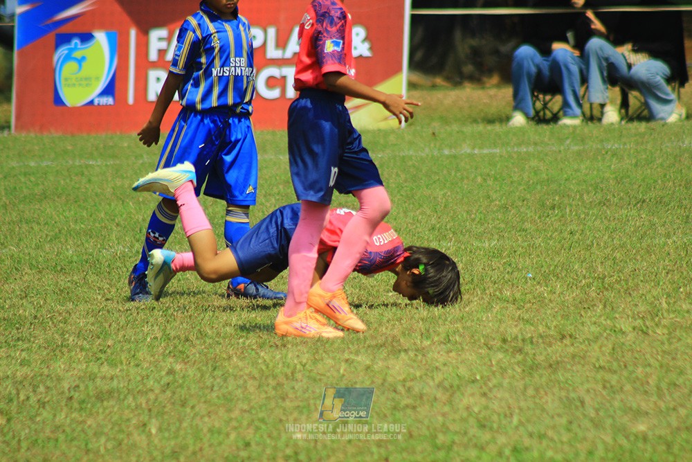 ijlu9 champ 050726 cileungsi united vs nusantara 2004