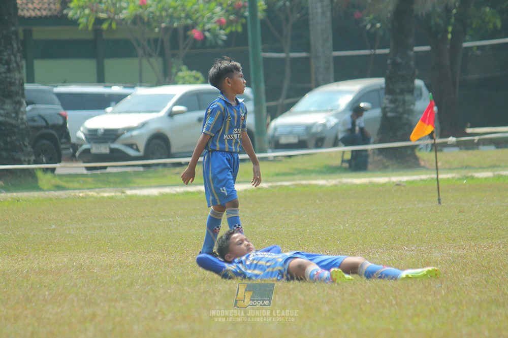 ijlu9 champ 050726 cileungsi united vs nusantara 2004