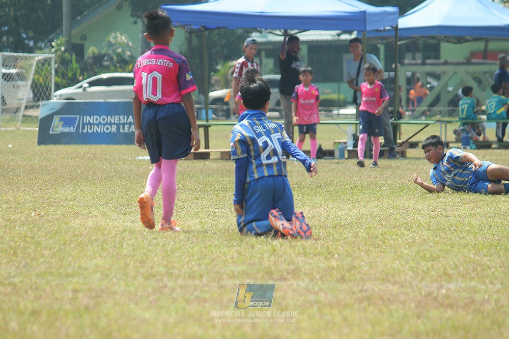 ijlu9 champ 050726 cileungsi united vs nusantara 2004