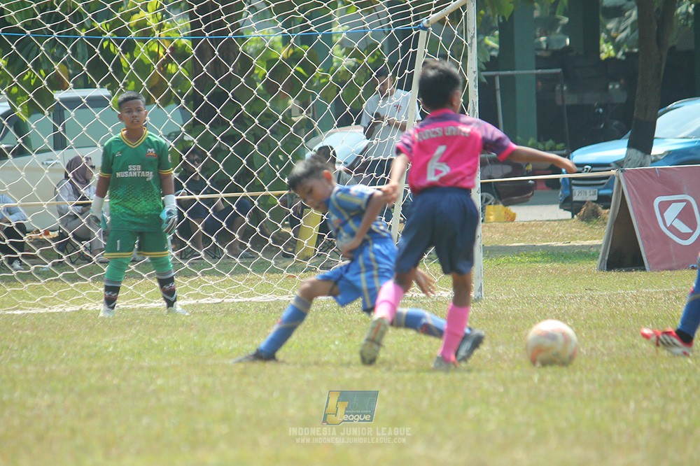ijlu9 champ 050726 cileungsi united vs nusantara 2004