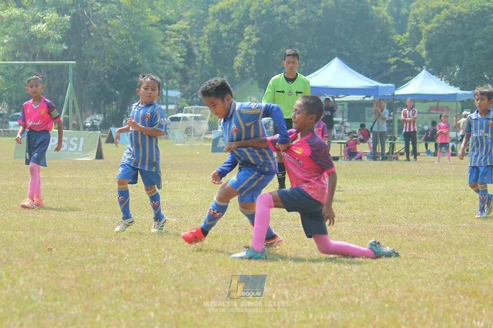 ijlu9 champ 050726 cileungsi united vs nusantara 2004