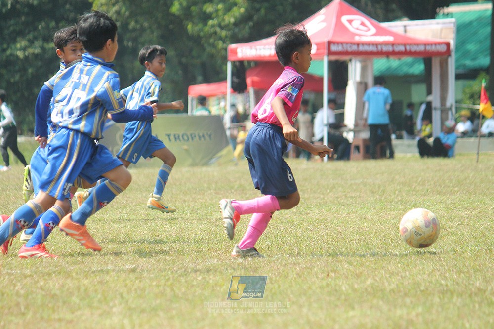ijlu9 champ 050726 cileungsi united vs nusantara 2004