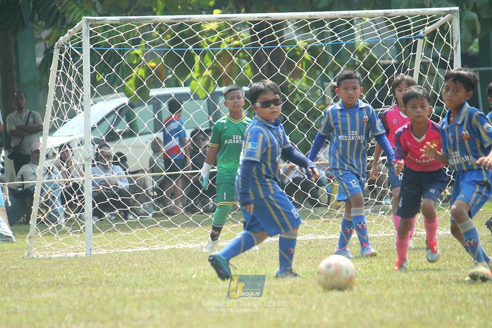 ijlu9 champ 050726 cileungsi united vs nusantara 2004