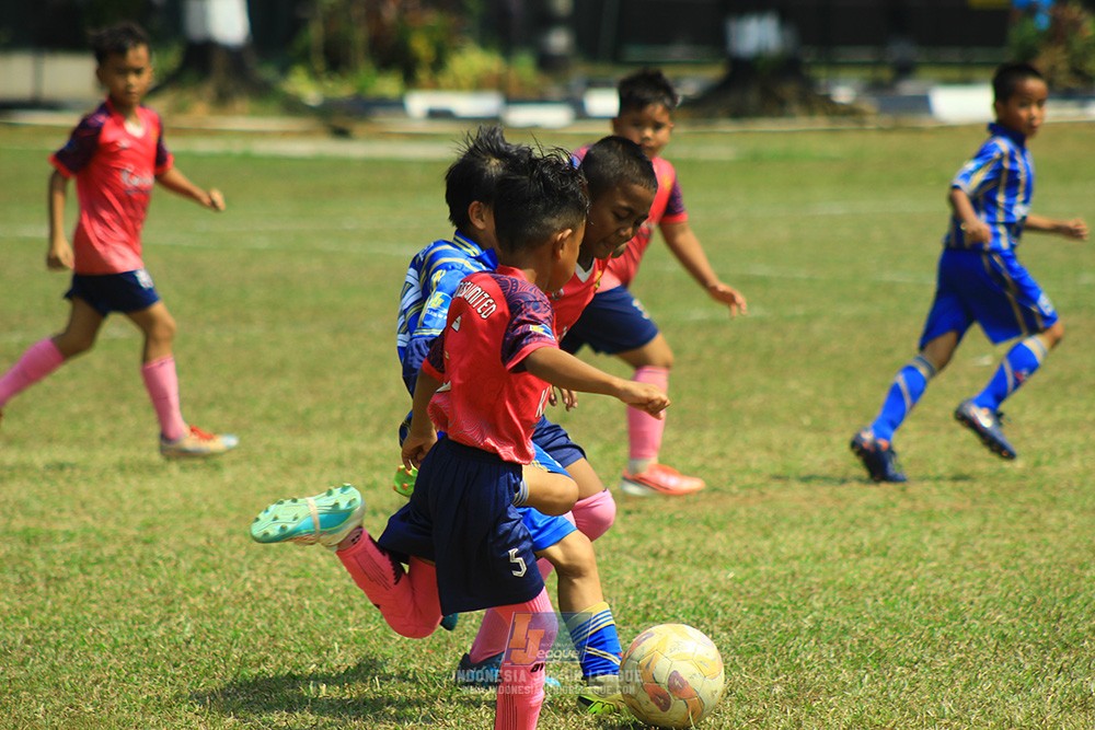 ijlu9 champ 050726 cileungsi united vs nusantara 2004