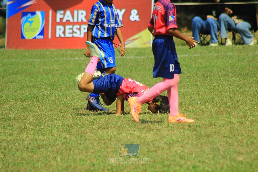 ijlu9 champ 050726 cileungsi united vs nusantara 2004