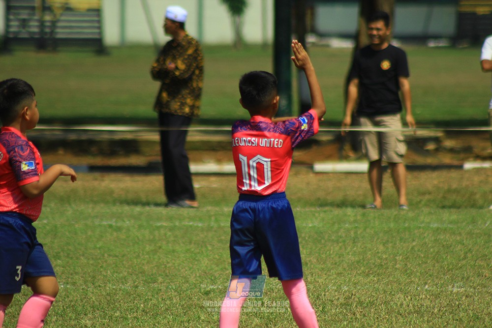 ijlu9 champ 050726 cileungsi united vs nusantara 2004