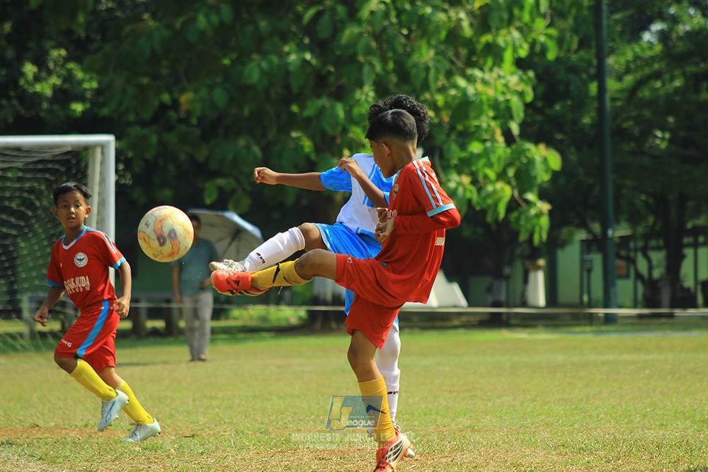 ijlu9 plate 050726 gagak muda vs proball football