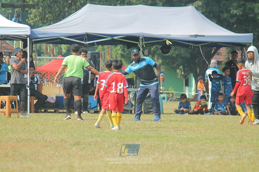 ijlu9 plate 050726 gagak muda vs proball football