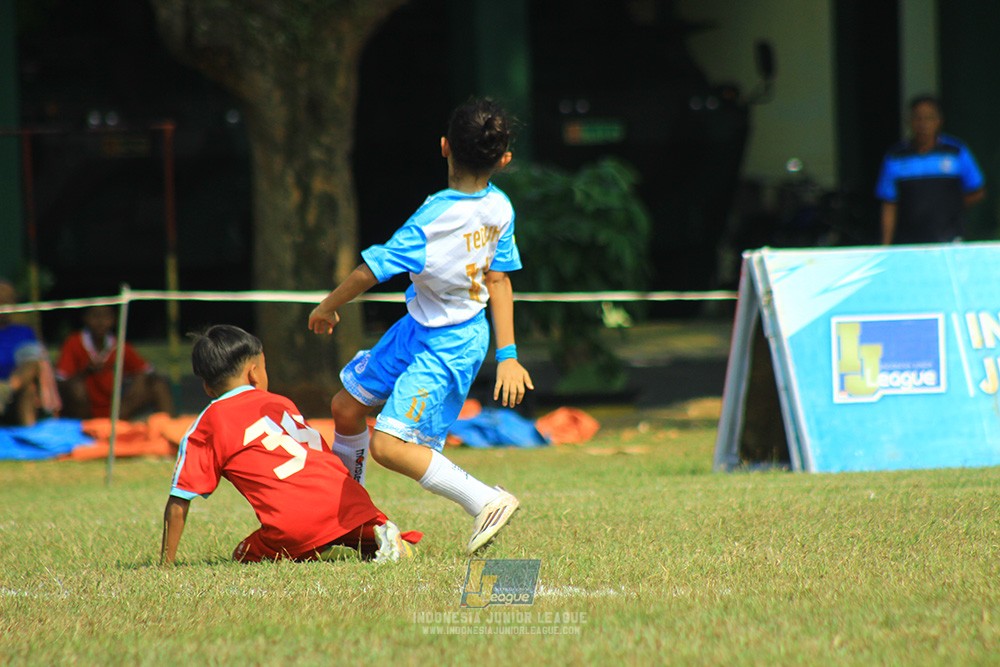 ijlu9 plate 050726 gagak muda vs proball football