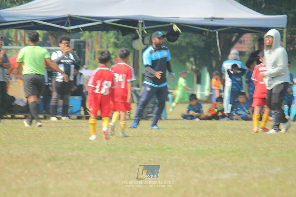 ijlu9 plate 050726 gagak muda vs proball football