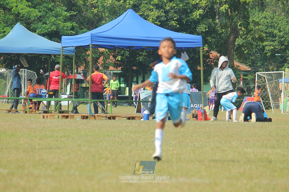 ijlu9 plate 050726 gagak muda vs proball football