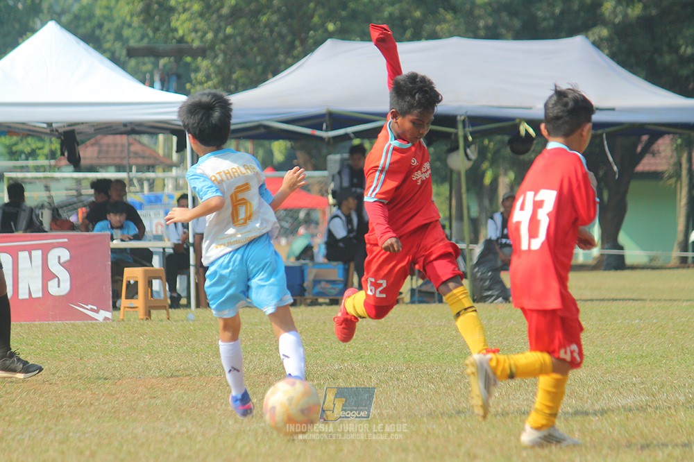 ijlu9 plate 050726 gagak muda vs proball football