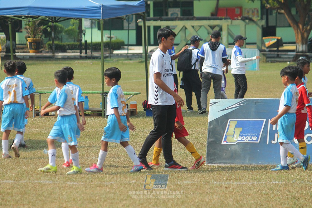 ijlu9 plate 050726 gagak muda vs proball football