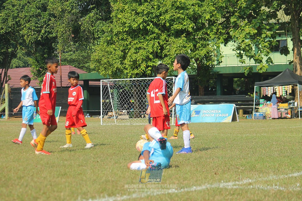 ijlu9 plate 050726 gagak muda vs proball football