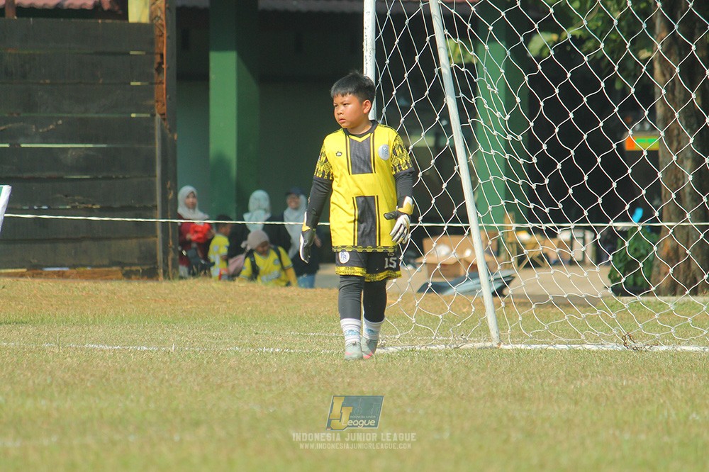 ijlu9 plate 050726 gagak muda vs proball football
