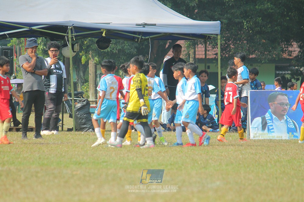 ijlu9 plate 050726 gagak muda vs proball football
