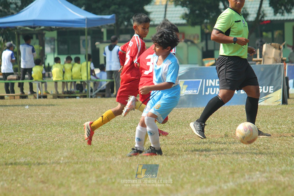 ijlu9 plate 050726 gagak muda vs proball football