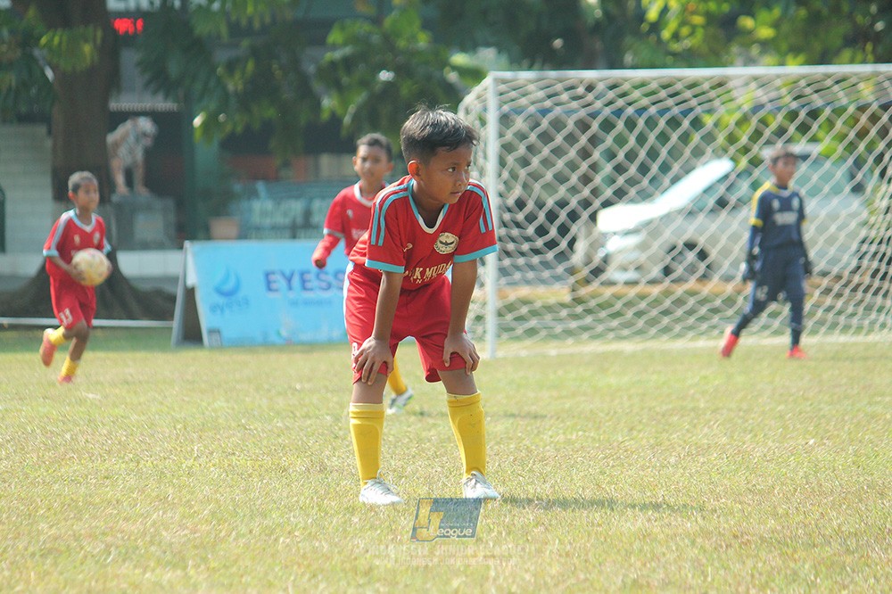ijlu9 plate 050726 gagak muda vs proball football