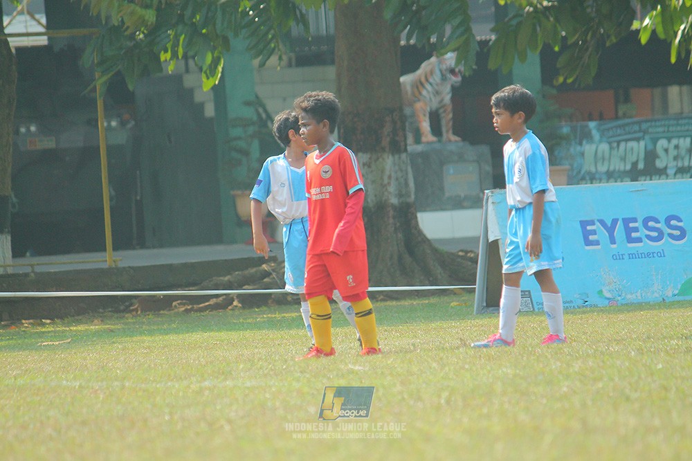 ijlu9 plate 050726 gagak muda vs proball football