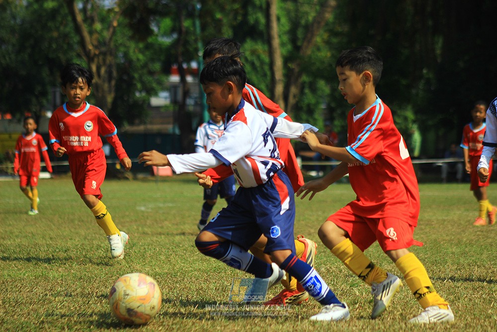 ijlu9 plate 050726 gagak muda vs sparta 1979