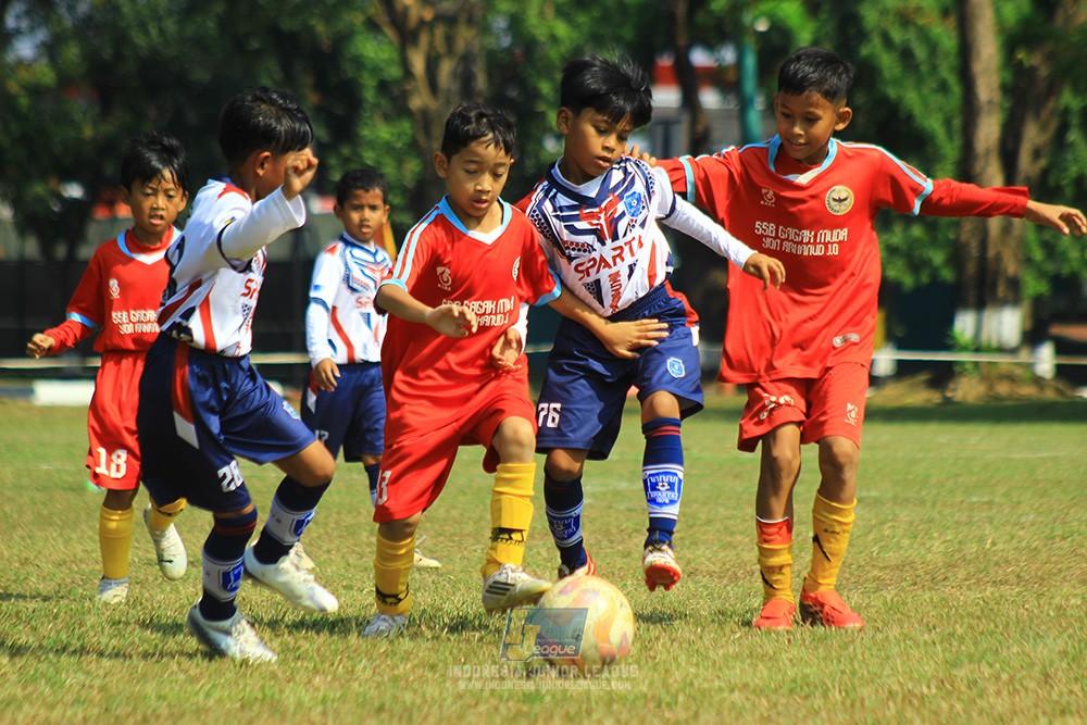 ijlu9 plate 050726 gagak muda vs sparta 1979