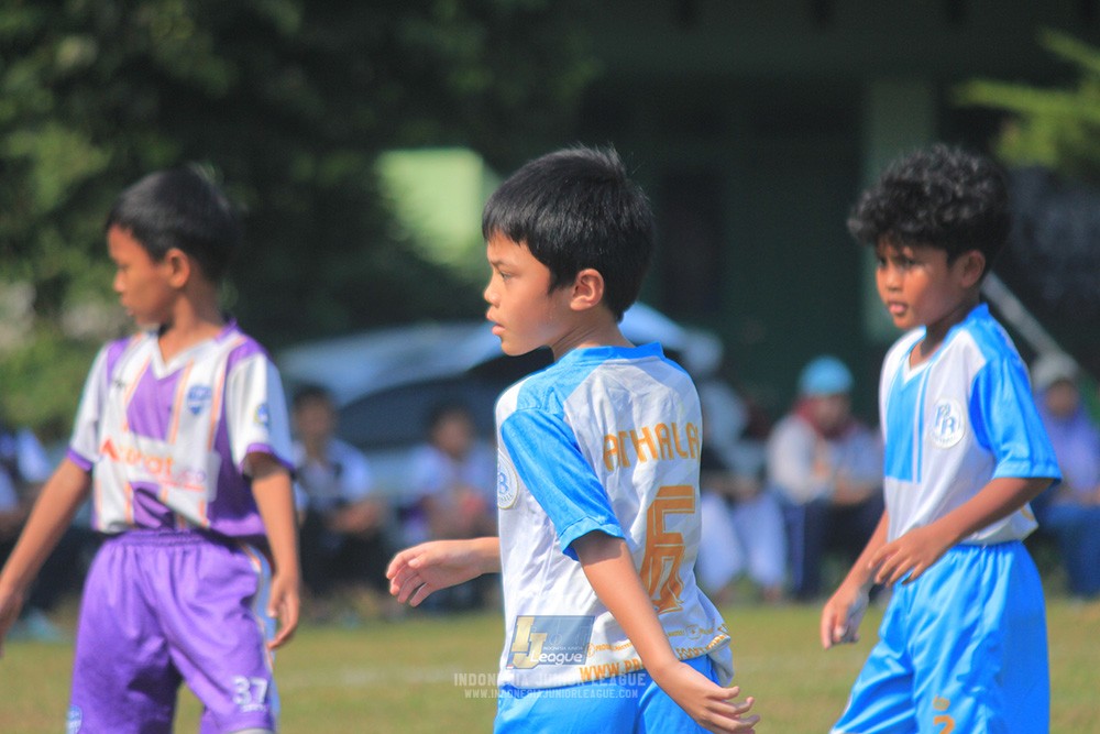 ijlu9 plate 050726 proball football vs timah united