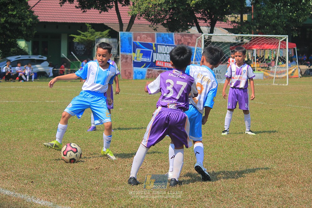 ijlu9 plate 050726 proball football vs timah united