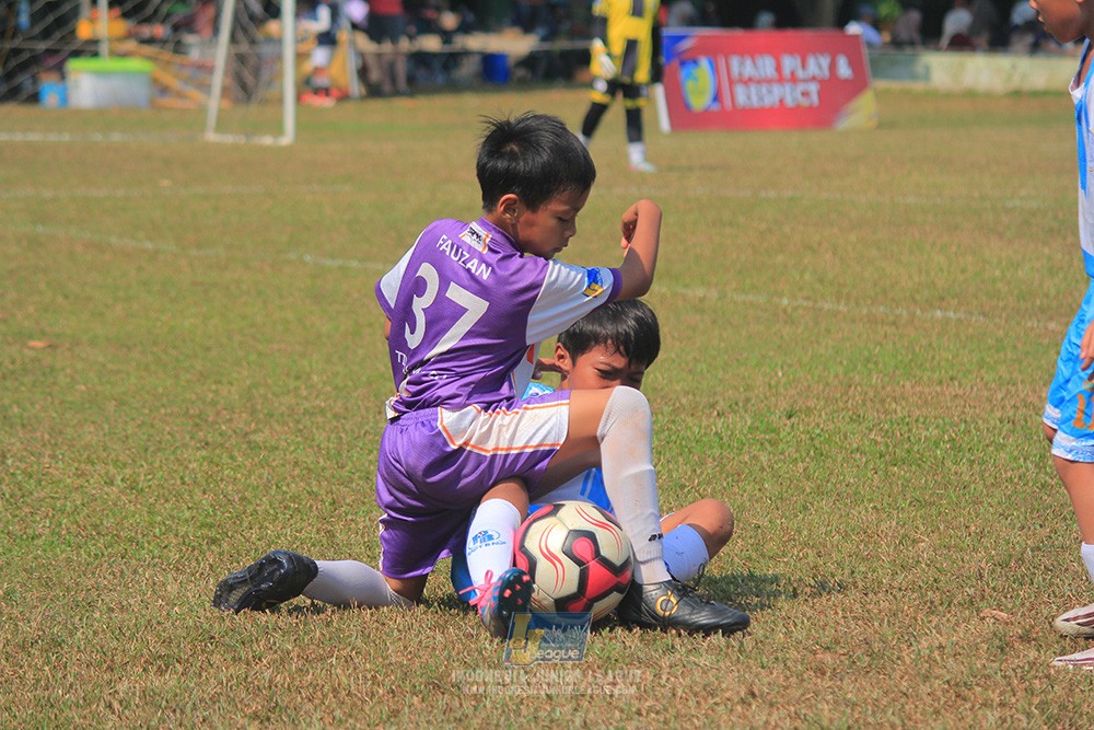ijlu9 plate 050726 proball football vs timah united