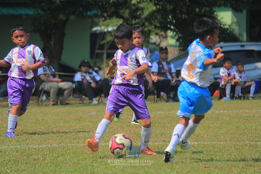 ijlu9 plate 050726 proball football vs timah united
