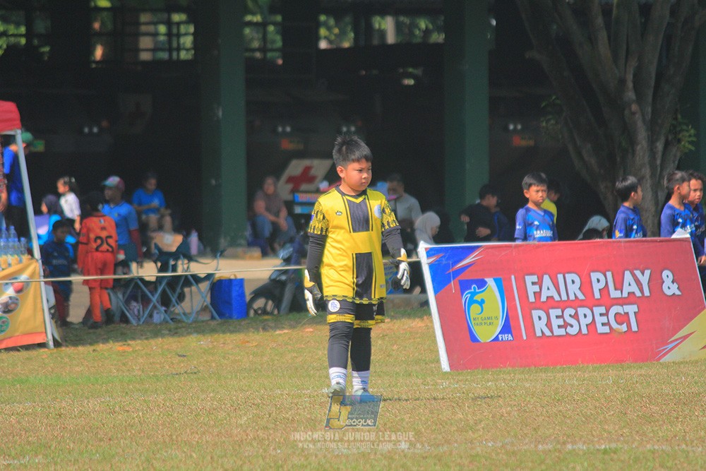 ijlu9 plate 050726 proball football vs timah united