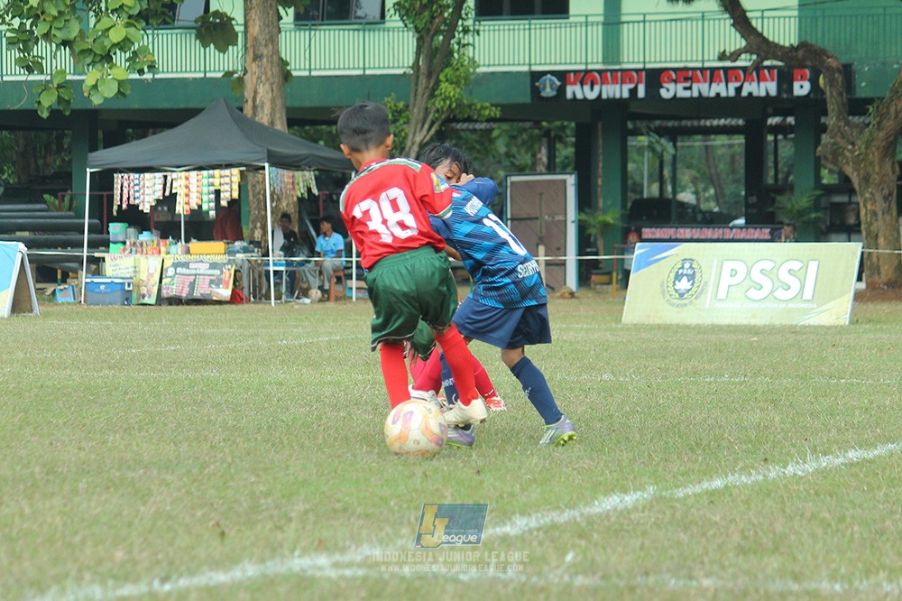 ijlu9 plate 050726 wiradhika soccer vs brazillian ss senayan