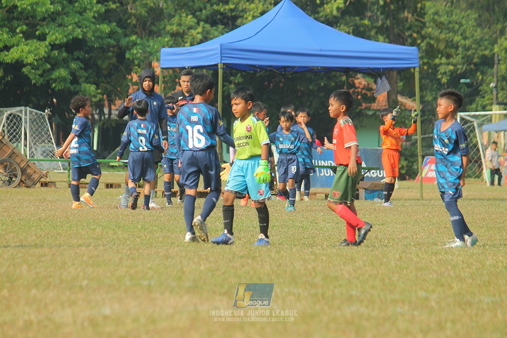 ijlu9 plate 050726 wiradhika soccer vs brazillian ss senayan