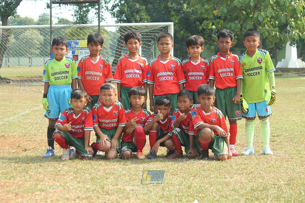 ijlu9 plate 050726 wiradhika soccer vs brazillian ss senayan
